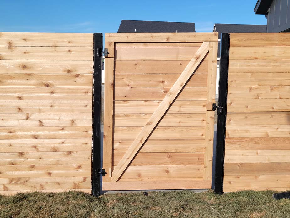 Wood Fence Contractor in Montana