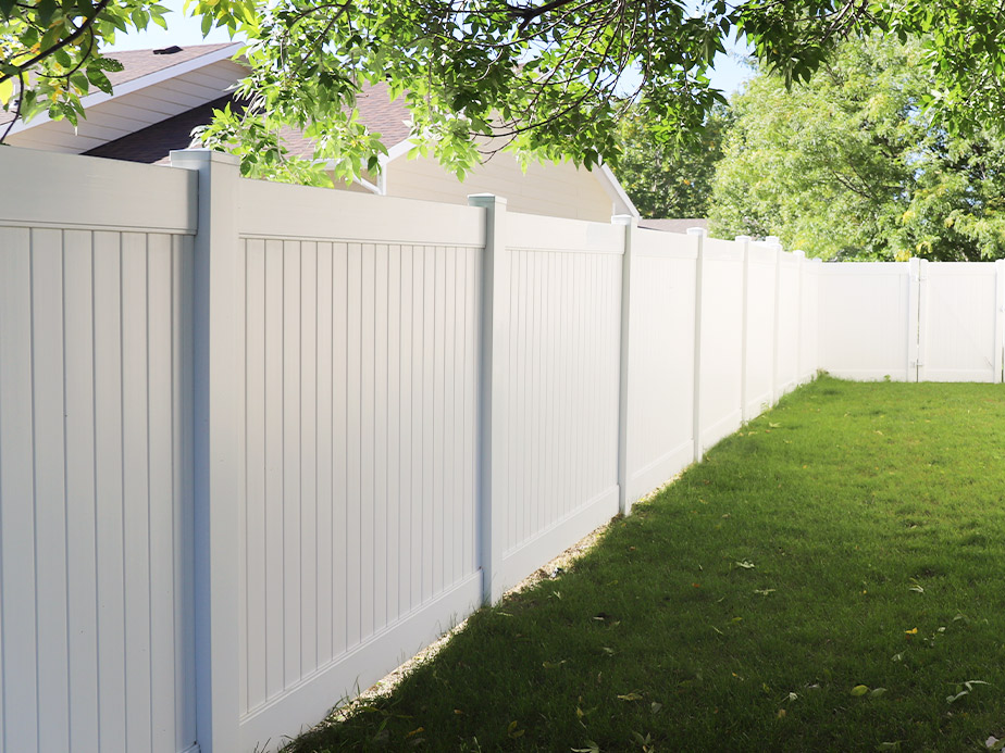 Big Timber Montana vinyl privacy fencing