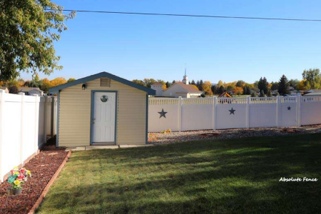 Billings-MT-White-Vinyl-Privacy-Fence-Accent-Top-29